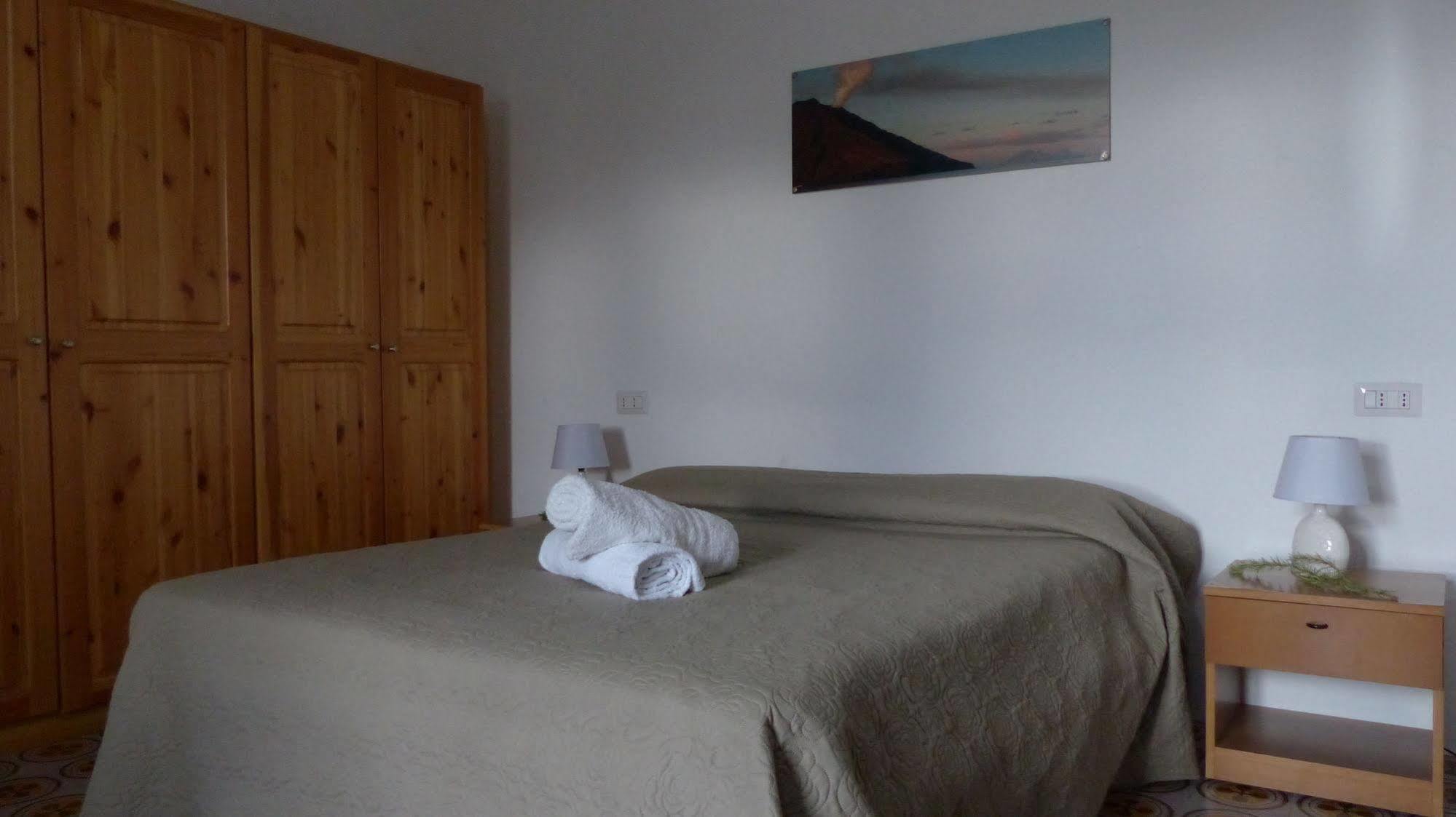 Il Vulcano A Piedi Guest house 3*